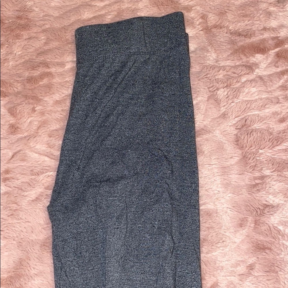 Charcoal grey leggings